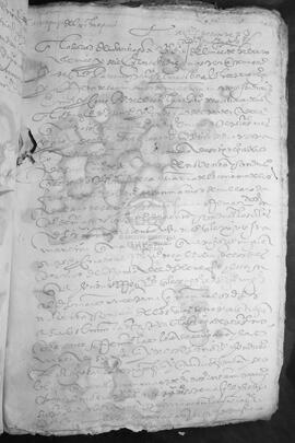 Carta de pago del maestro Alonso Espina, clérigo y rector de San Amedio de Millarada, como procurador del licenciado Luis Rodríguez de Castro, cardenal en Santiago a favor de Francisco de Soto, clérigo, abad de San Martiño de Verducido de 91 ducados de los frutos del citado beneficio de Millarada
