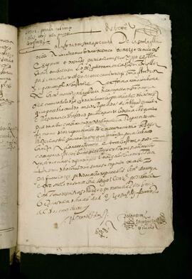 Poder otorgado por D. Baltasar López Gallo, deán de Santiago, a Bartolomé Montoya, clérigo y rector de la capilla de Santa María do Camiño, a quien nomina como cobrador de los maravedís que, por el cabildo compostelano, han sido repartidos a los clérigos que viven y residen en la ciudad de Santiago para la Ponte Ledesma